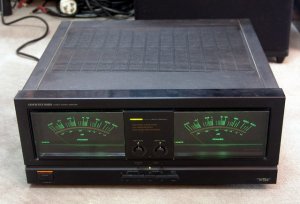 Onkyo_M-508_power_amp.jpg