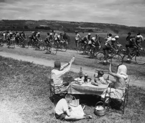 1954, Picnicking greets Tour de France, near St. Veraud.jpg