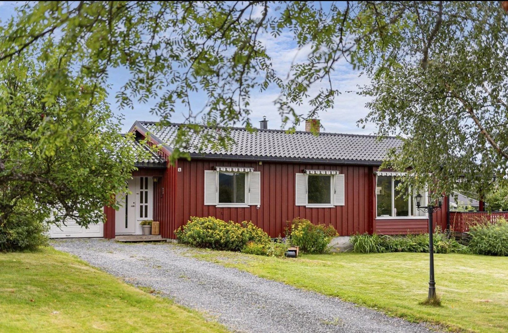 å0.jpg