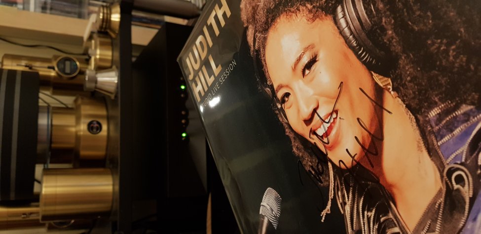 20191110_234418_Judith Hill.jpg