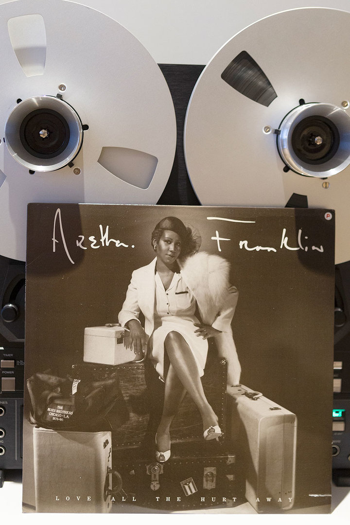 20220123-Aretha-Franklin---Love-All-the-Hurt-Away--1981.jpg