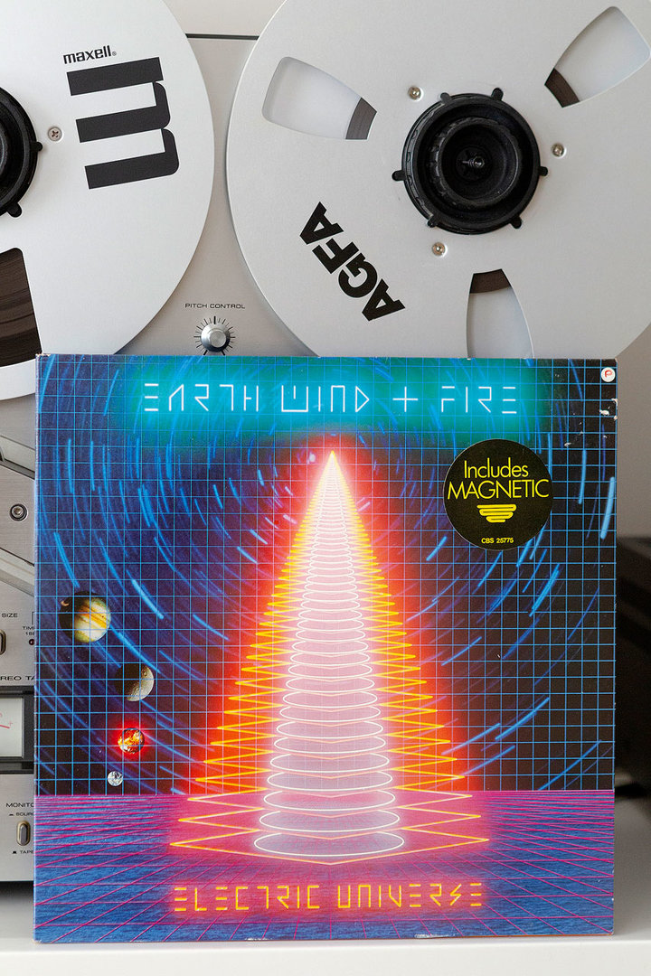 20220328-Earth-Wind-&-Fire----Electric-Universe--1983.jpg