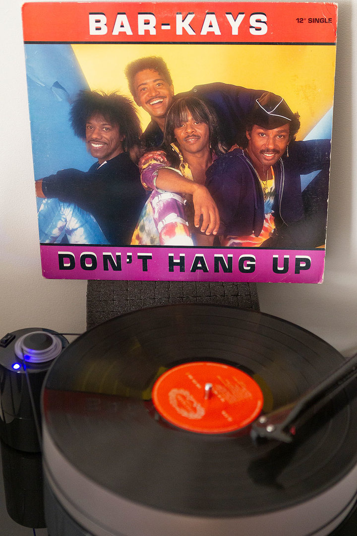 20220728-Bar-Kays----Don't-Hang-Up--1987.jpg