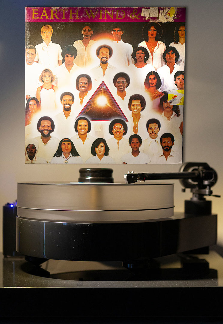 20220916-Earth-Wind-&-Fire--Faces--1980.jpg
