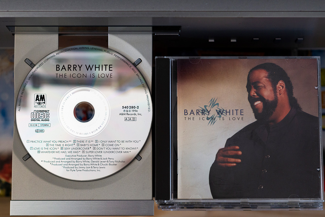 20230906-Barry-White--The-Icon-of-Love--1994.jpg