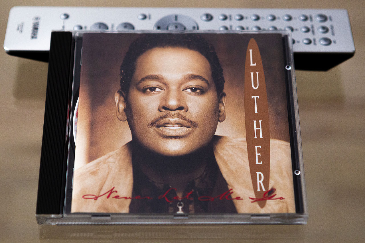 20230922-Luther-Vandross--Never-Let-Me-Go--1993.jpg
