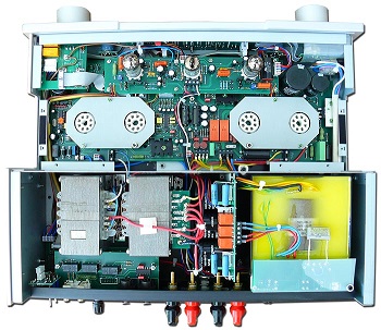 2_amp_open.jpg