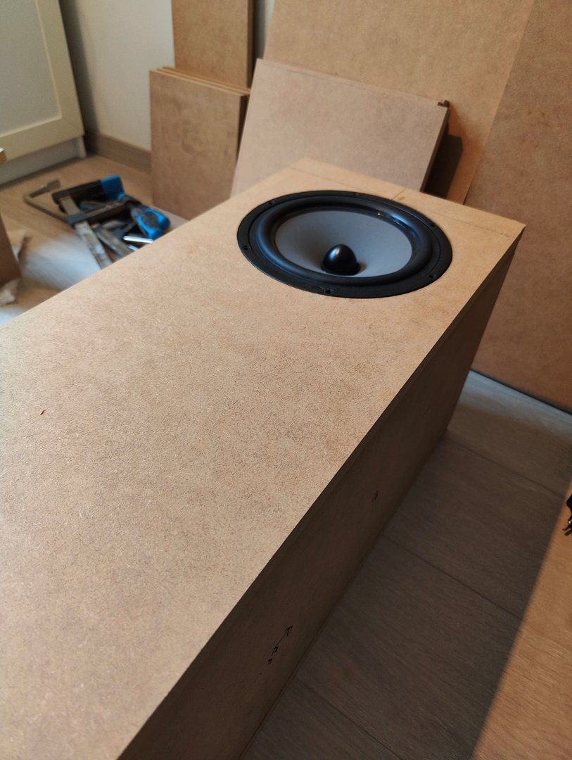 2_driver_baffle.jpg