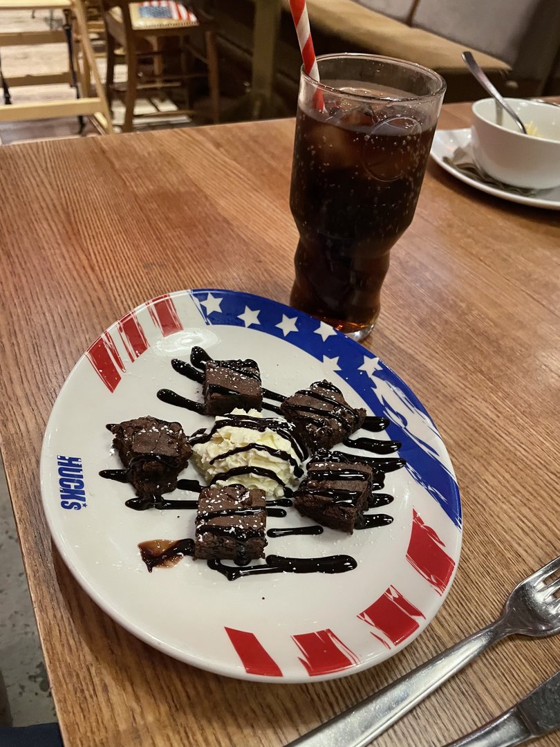 33DA1F5C-2222-4F1D-B20C-5EF3FB564D01.jpeg