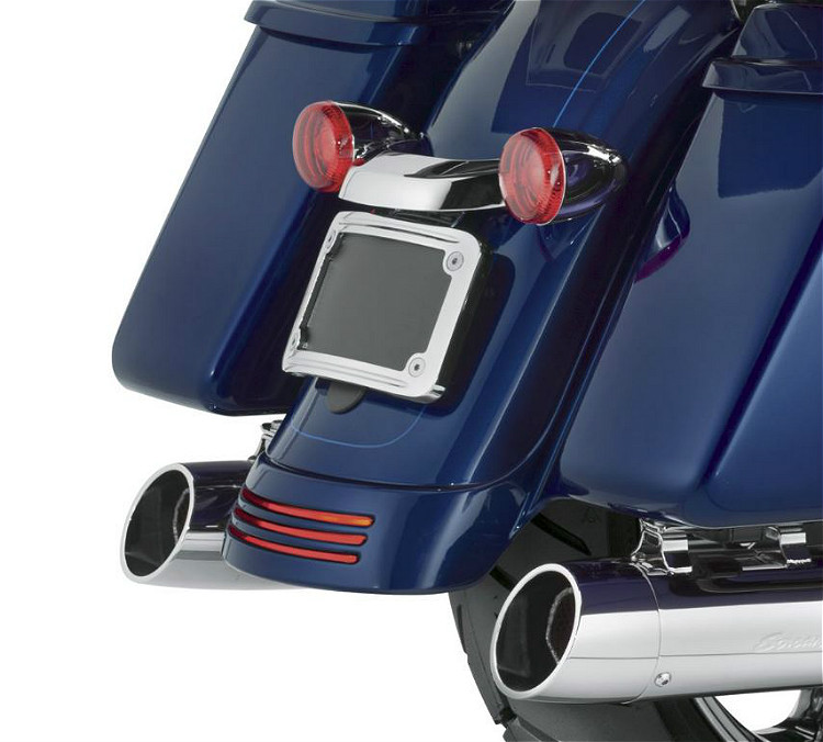 67774-10_on the bike.JPG