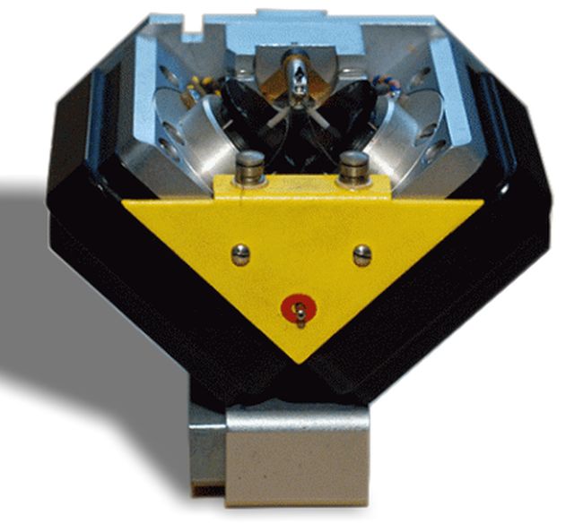 Analogue cutting head.jpg