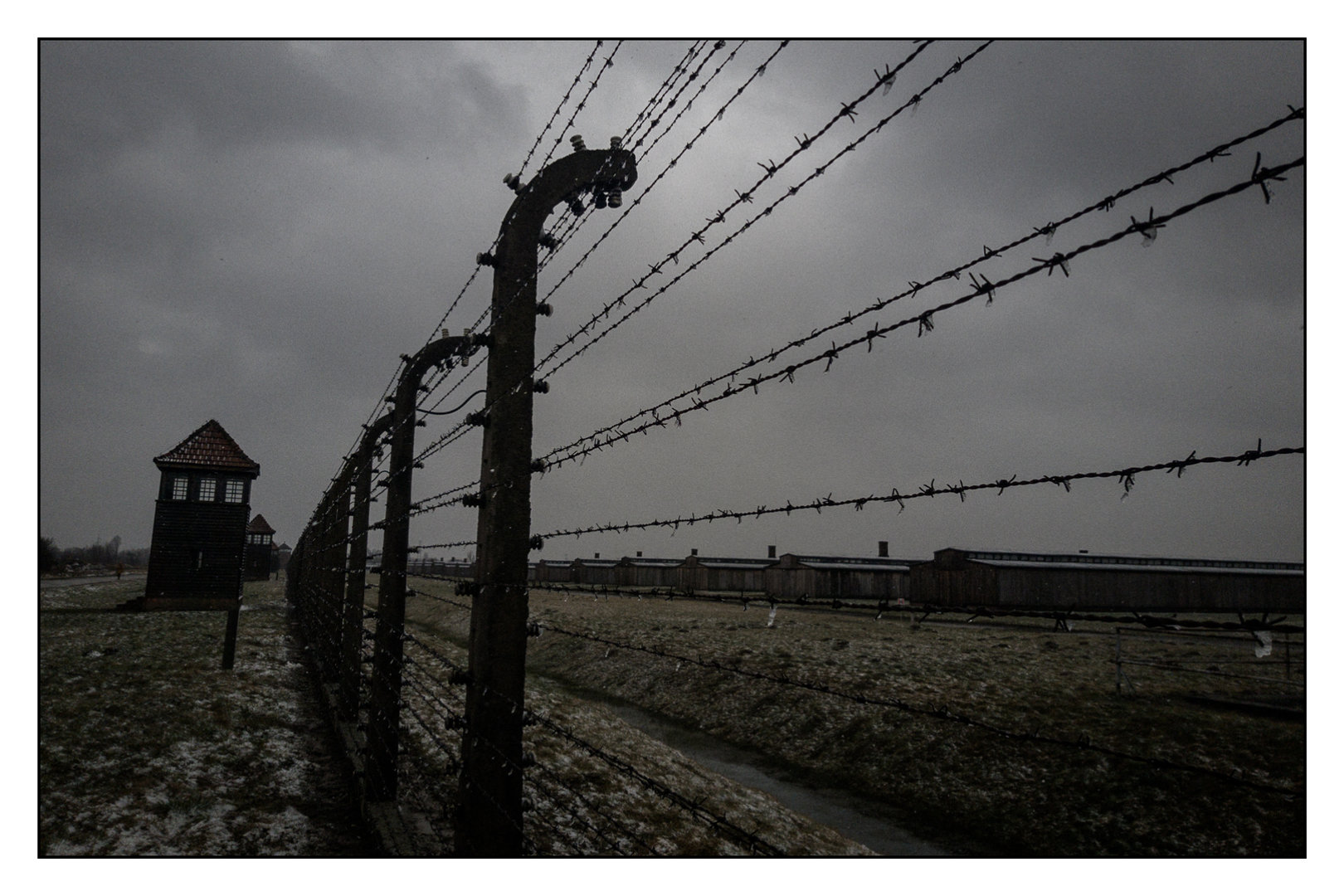 Auschwitz_2.jpg