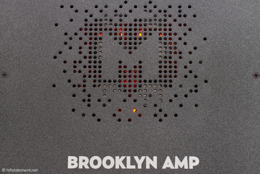 b_850_0_16777215_10_images_content_tests_19-08-13_mytek_2019-07-14_Brooklyn-Amp_003.jpg