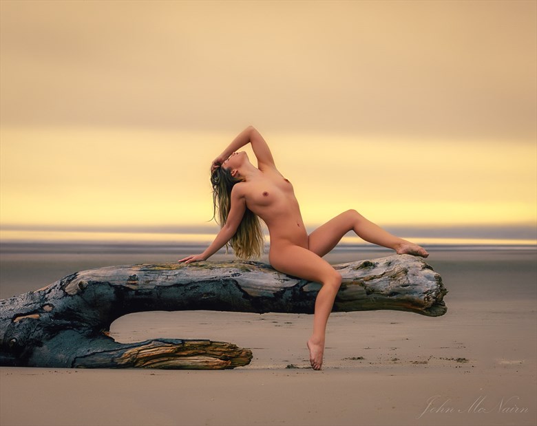 Beach-Morning-Artistic-Nude-Photo-by-Photographer-Rascallyfox-FullSize.jpg