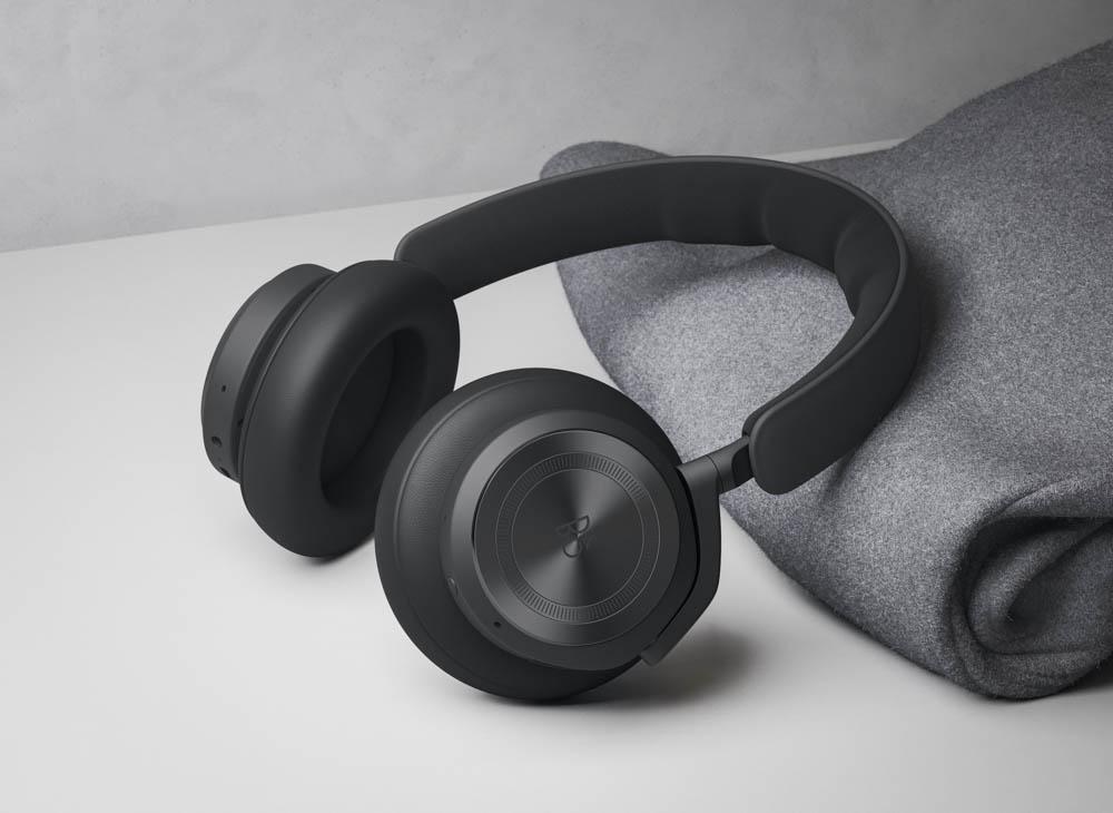 Beoplay_HX-8.jpg