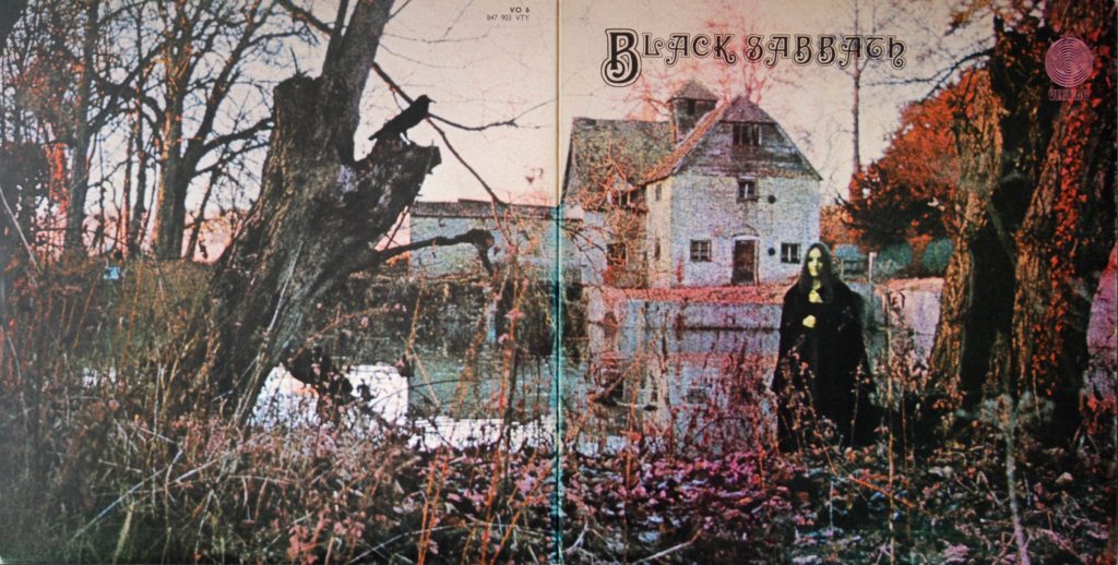 Black-Sabbath-gatefold-sleeve-1970-1024x518.jpg