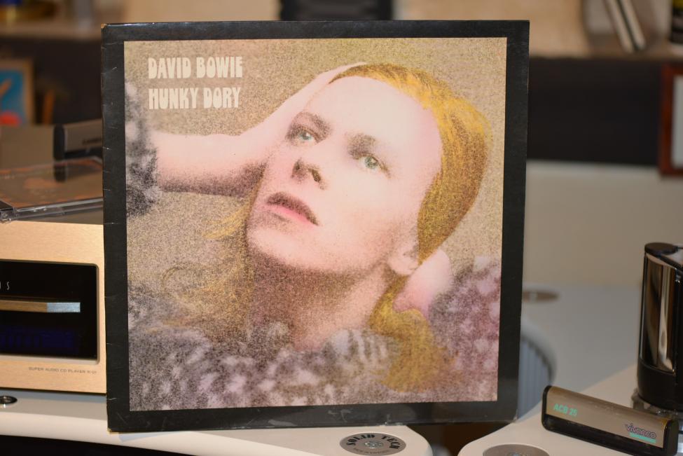Bowie. Hunky Dory. 1971 001.jpg