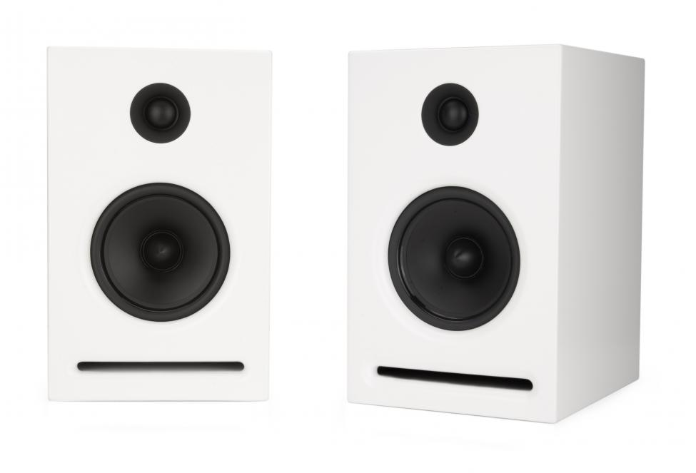 Navn: K1 - White Pair.jpg
Visninger: 539
Størrelse: 26.4 Kb