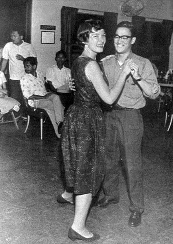 Bruce Lee on the dance floor.jpg