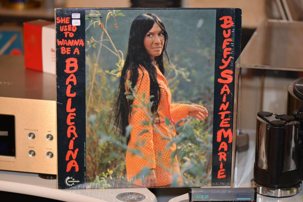 Buffy-Sainte Marie. Ballerina 001.jpg