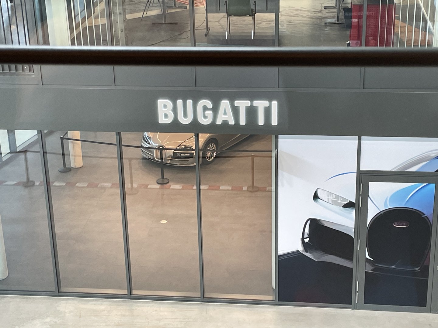 bugatti.jpeg