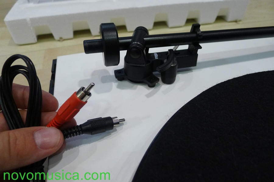 cables_rca_giradiscos_rega_rp1.jpg