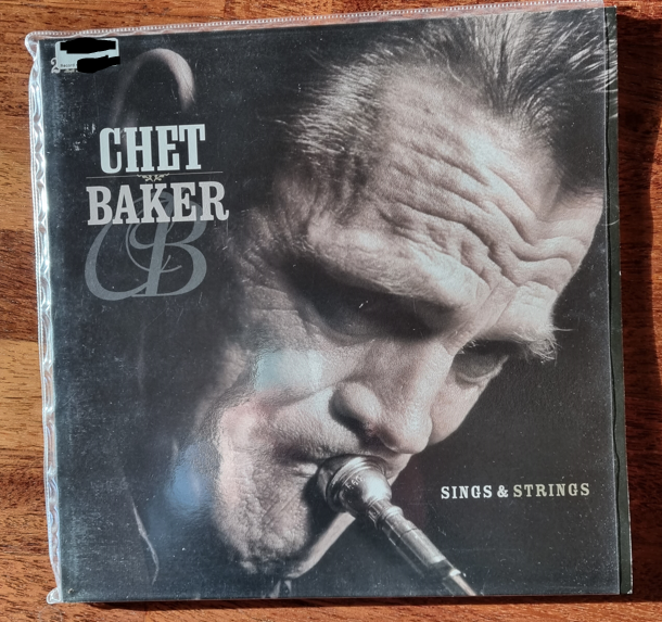 chet baker - sings and strings.PNG
