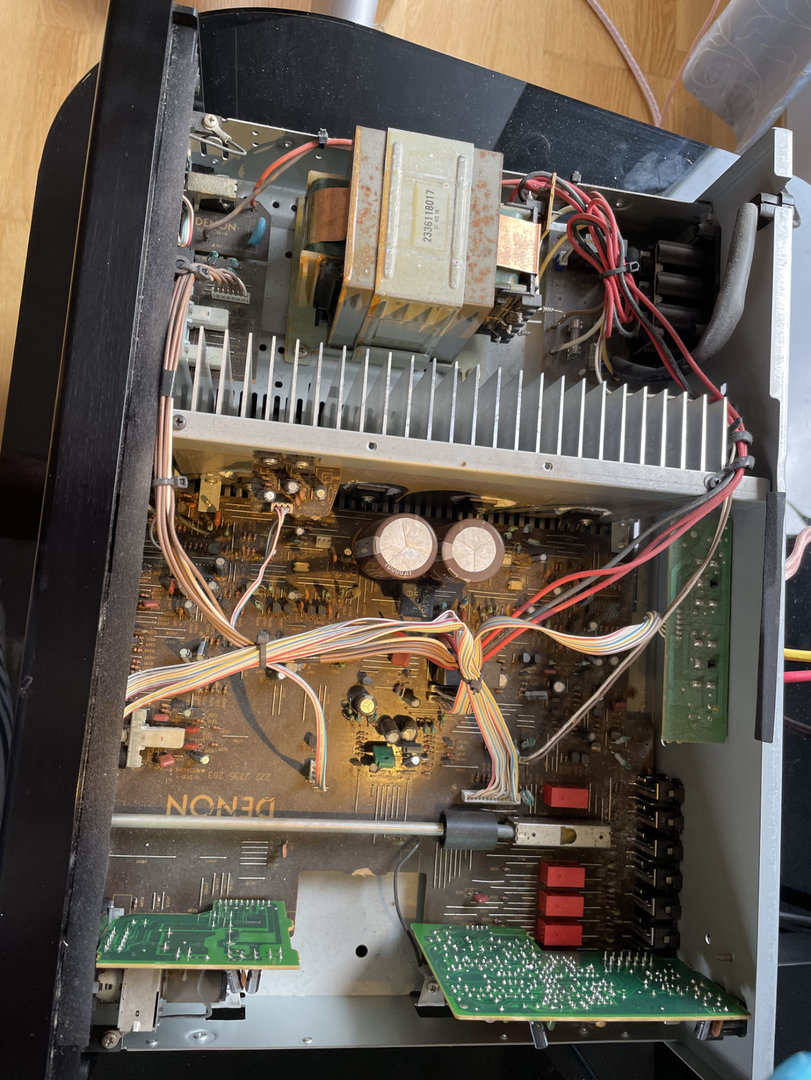 denon-1.jpg