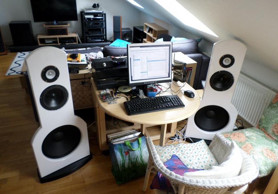 deskview.jpg