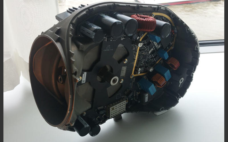 devialet_gold_phantom_inside.jpg