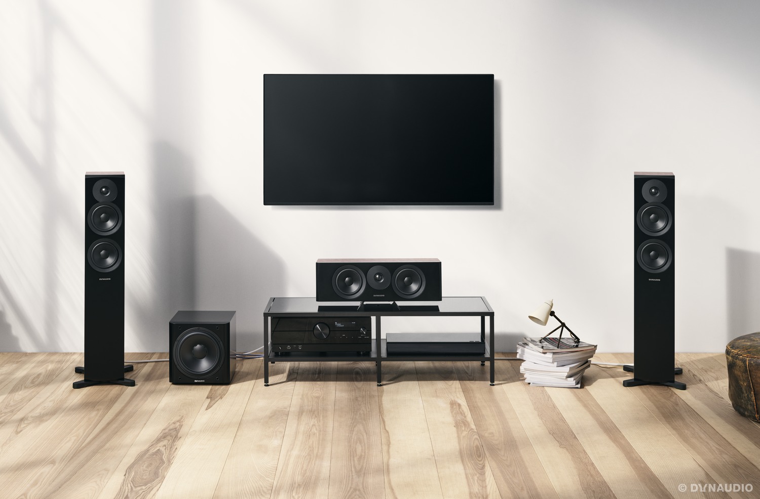 dynaudioemit30+25c_walnut_01.jpg