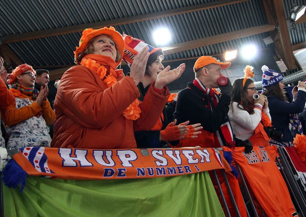 Fans-From-Holland-600x426.jpg