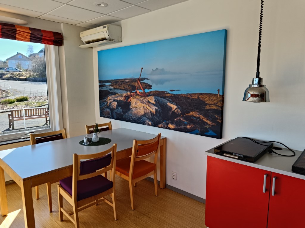 Feridgmontert anker fra høyre side (Medium).jpg