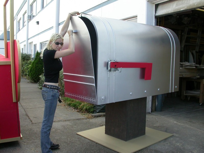 Giant-Mailbox.jpeg