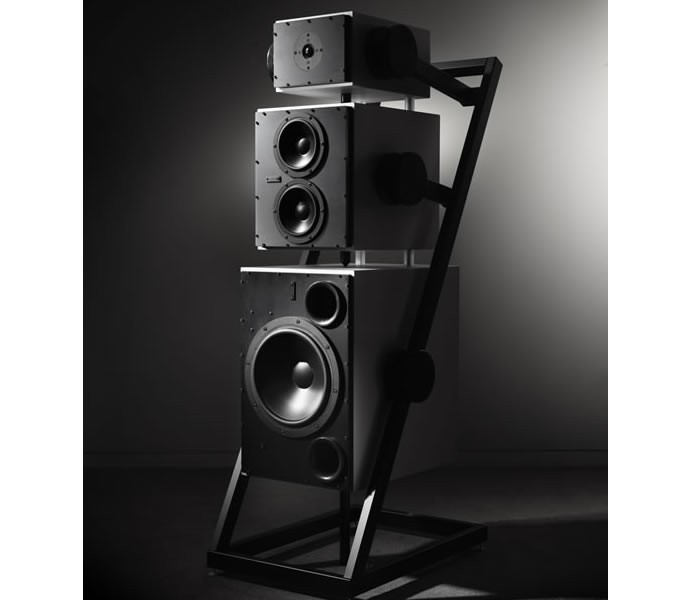 Goldmund-Logos-Anatta-wireless-speaker-systems-2-690x600.jpg
