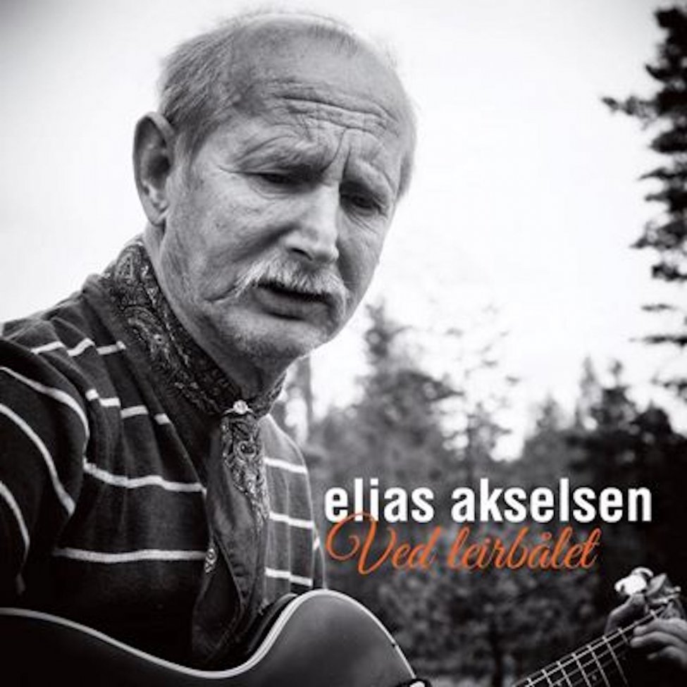 gram19137-elias-akselsen-ved-leirbaalet-cd.jpg