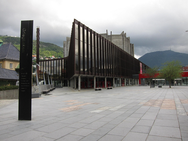 Grieghallen_utvendig_640x480.jpg