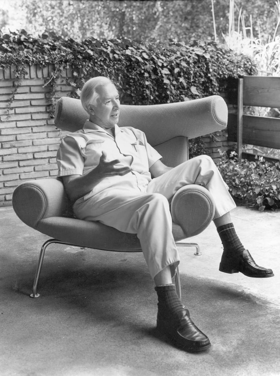 HansJWegner_portrait_01.jpg