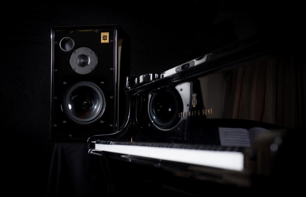 Harbeth-Monitor-30-1-steinway.jpg