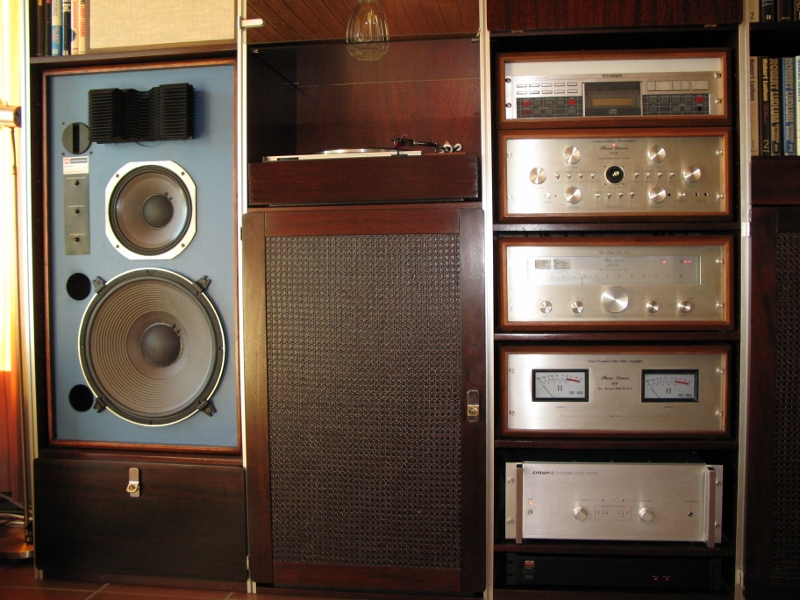 HiFi 004 (800x600).jpg