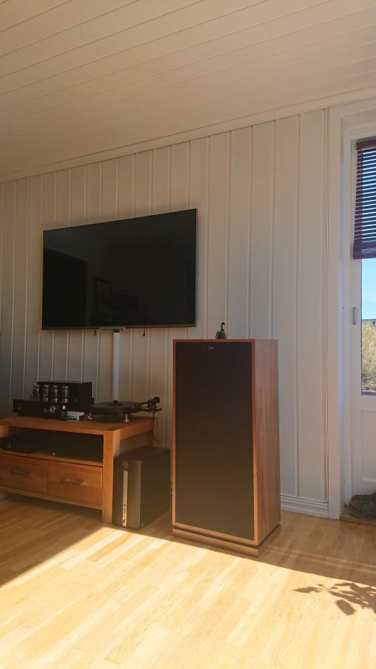 hifi8.jpg