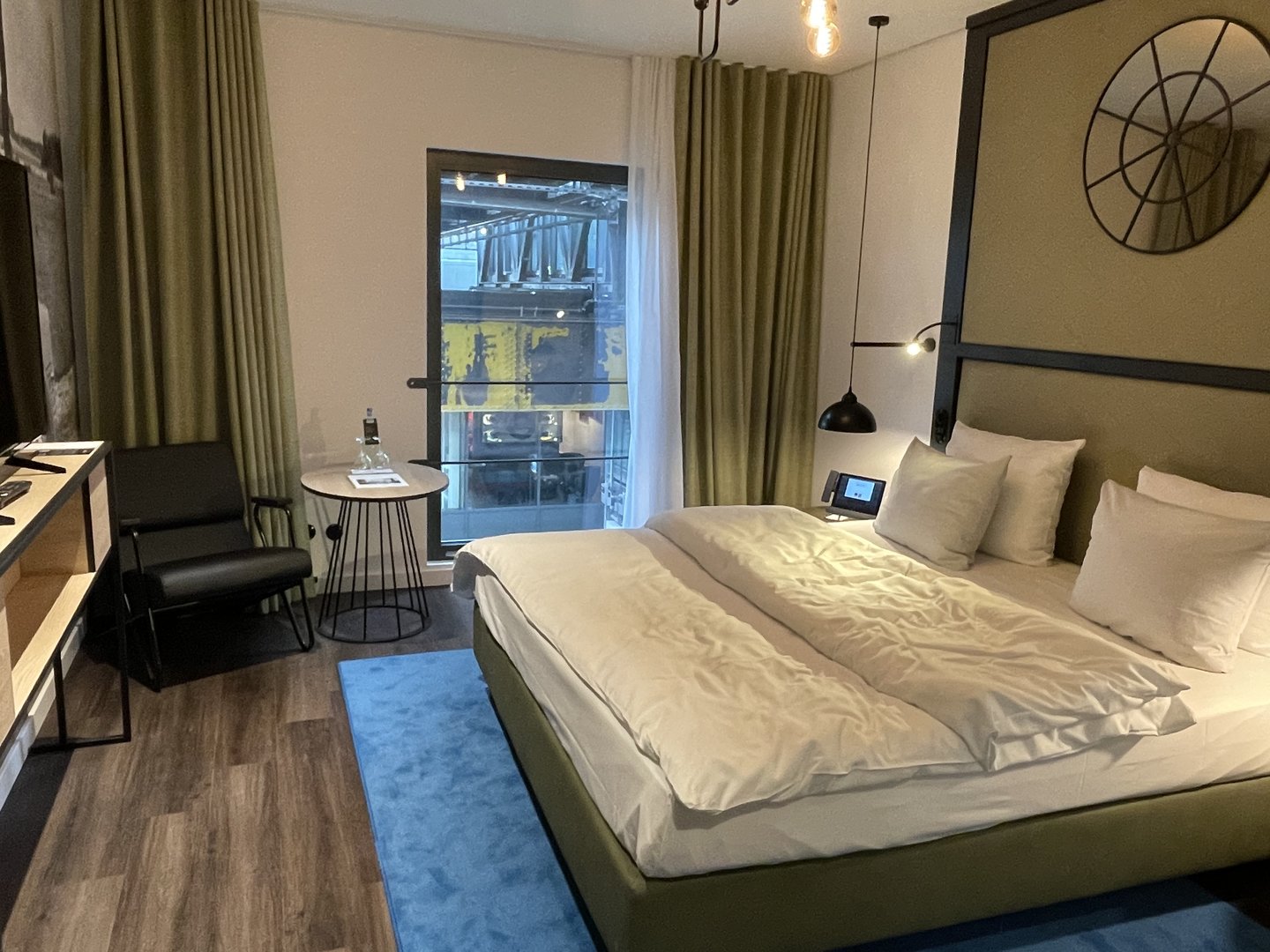 hotellrom.jpeg