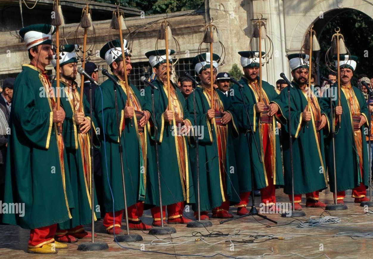 janissary-orchestra-near-eyup-sultan-mosque-istanbul-turkey-HMD138.jpg