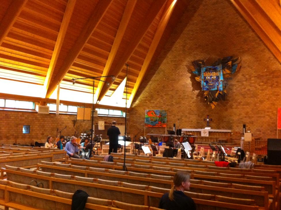 Jarkirke fjern.jpg