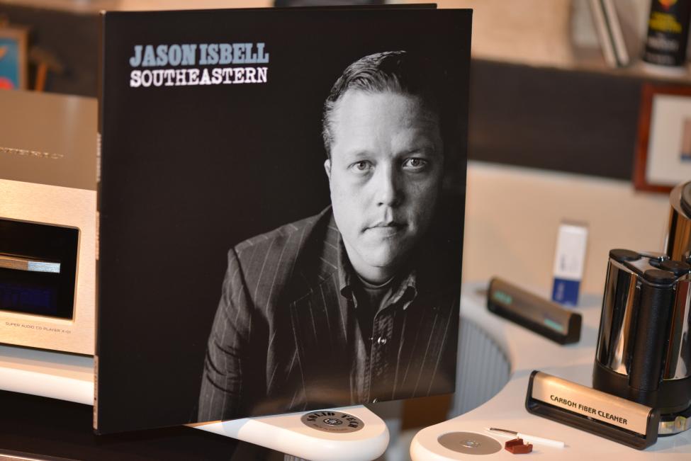 Jason Isbell. Southeastern. 2013 001.jpg