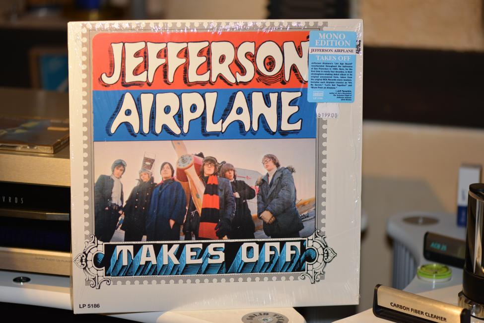 Jefferson Airplane. Takes Off. 1966 001.jpg
