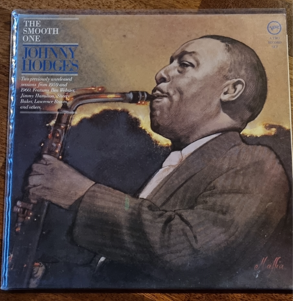johnny hodges - the smooth one.PNG