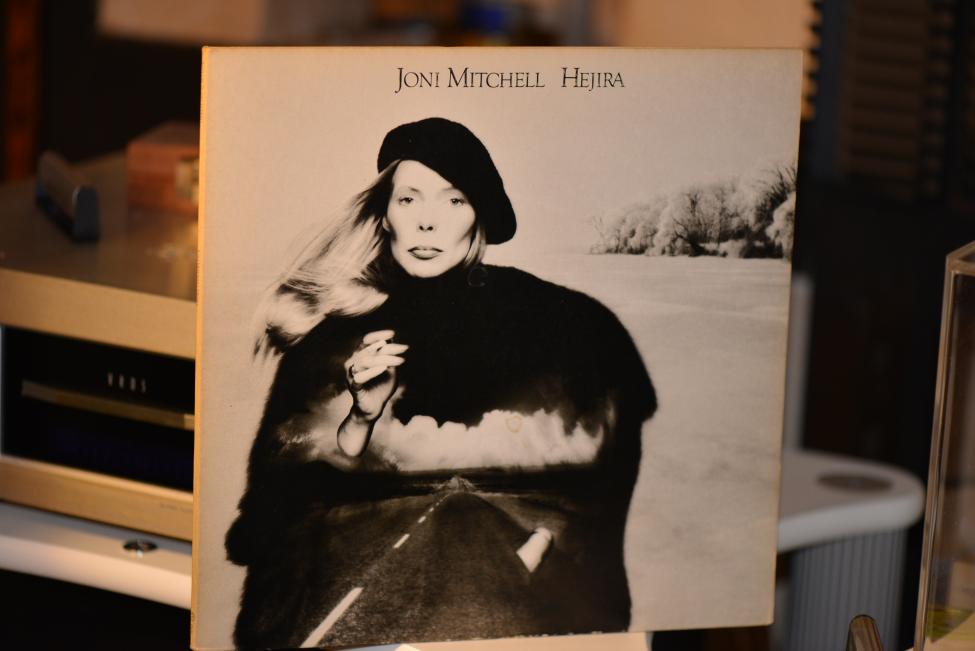Joni Mitchell. Hejira. 1976 001.jpg