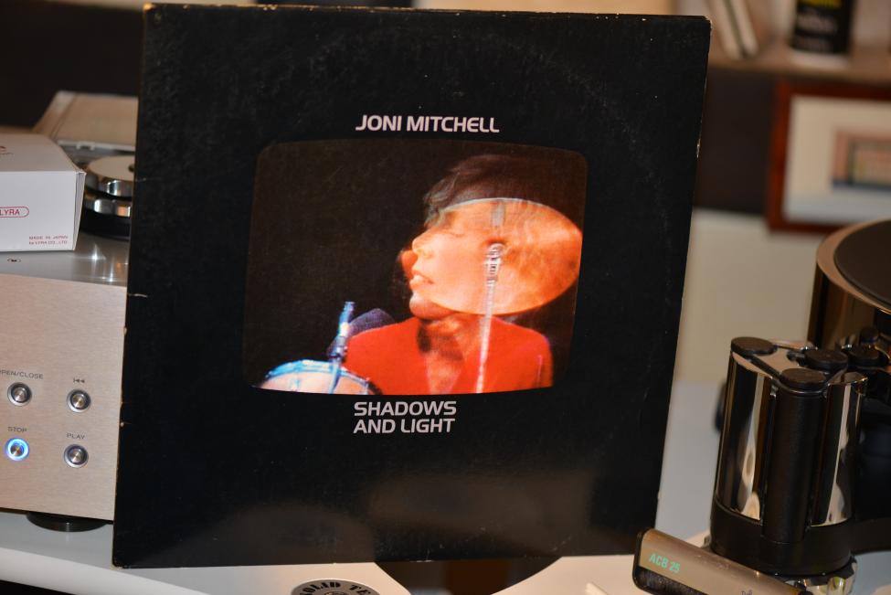Joni Mitchell. Shadows & Light. 1980 001.jpg