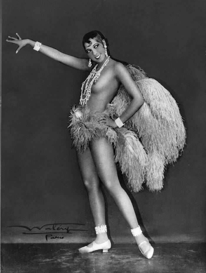 josephine-baker-en-spectacle.jpg